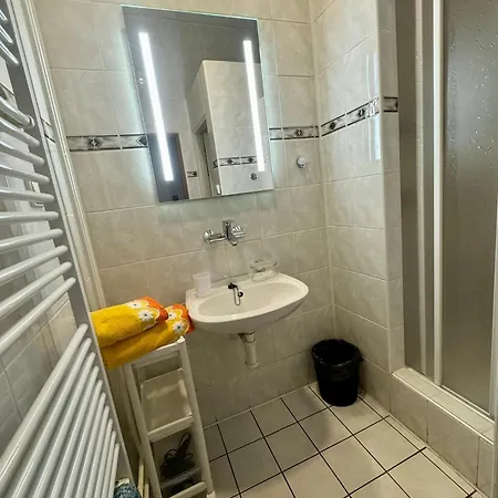 Ludor Guest house